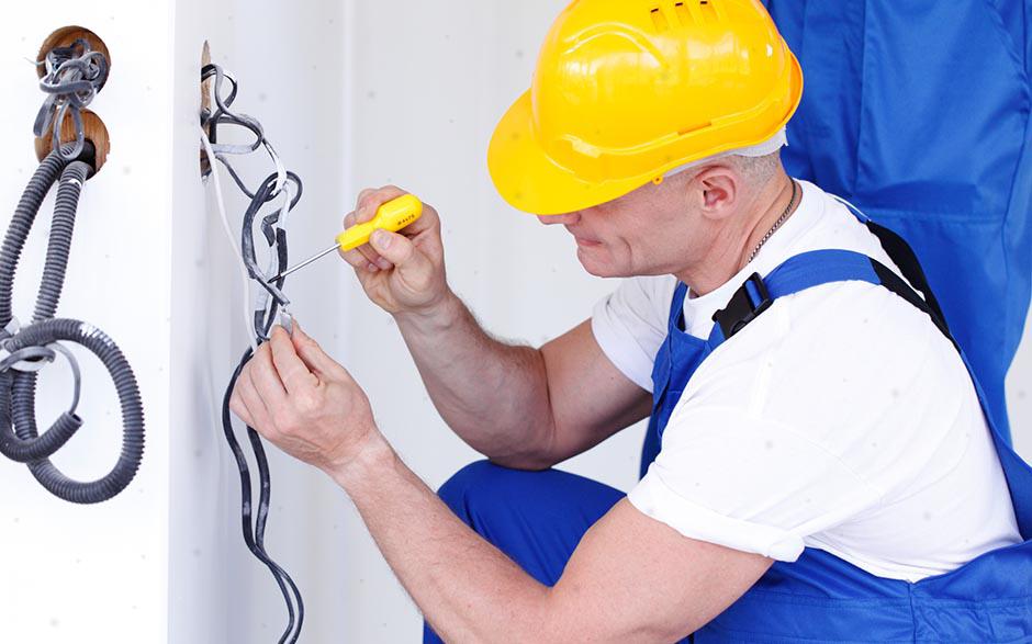 électricien particulier Égly